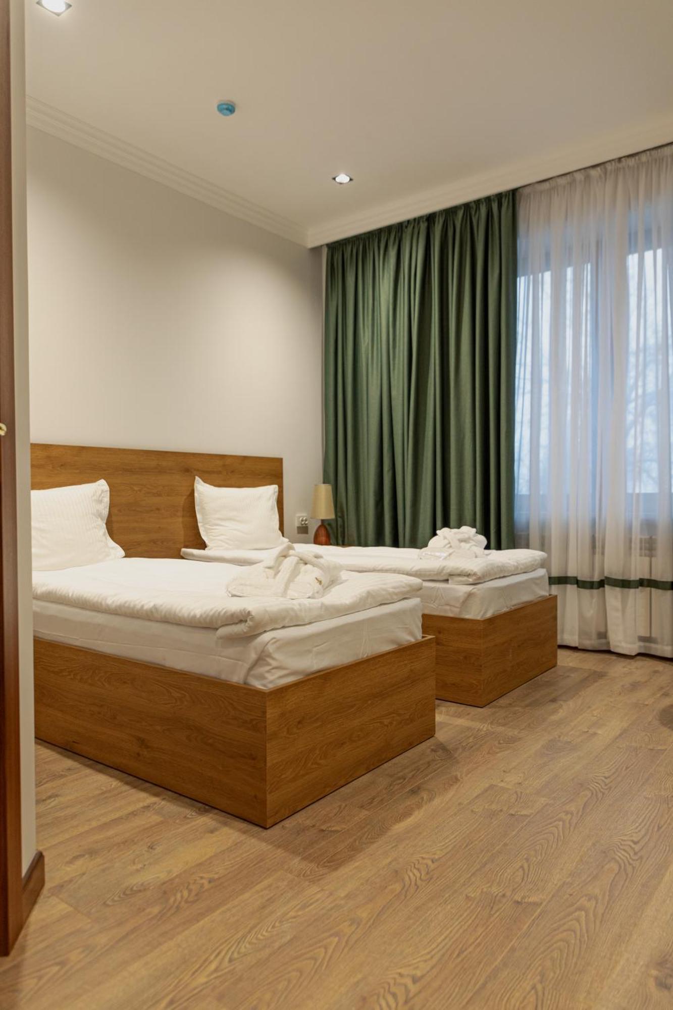 Green Hills Resort Uzbekistan Chimbaylyk Ngoại thất bức ảnh