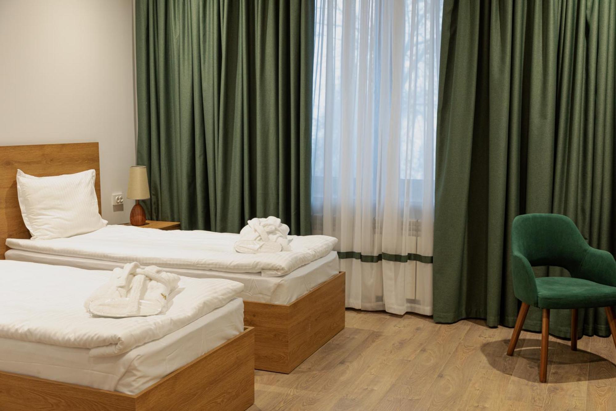 Green Hills Resort Uzbekistan Chimbaylyk Ngoại thất bức ảnh
